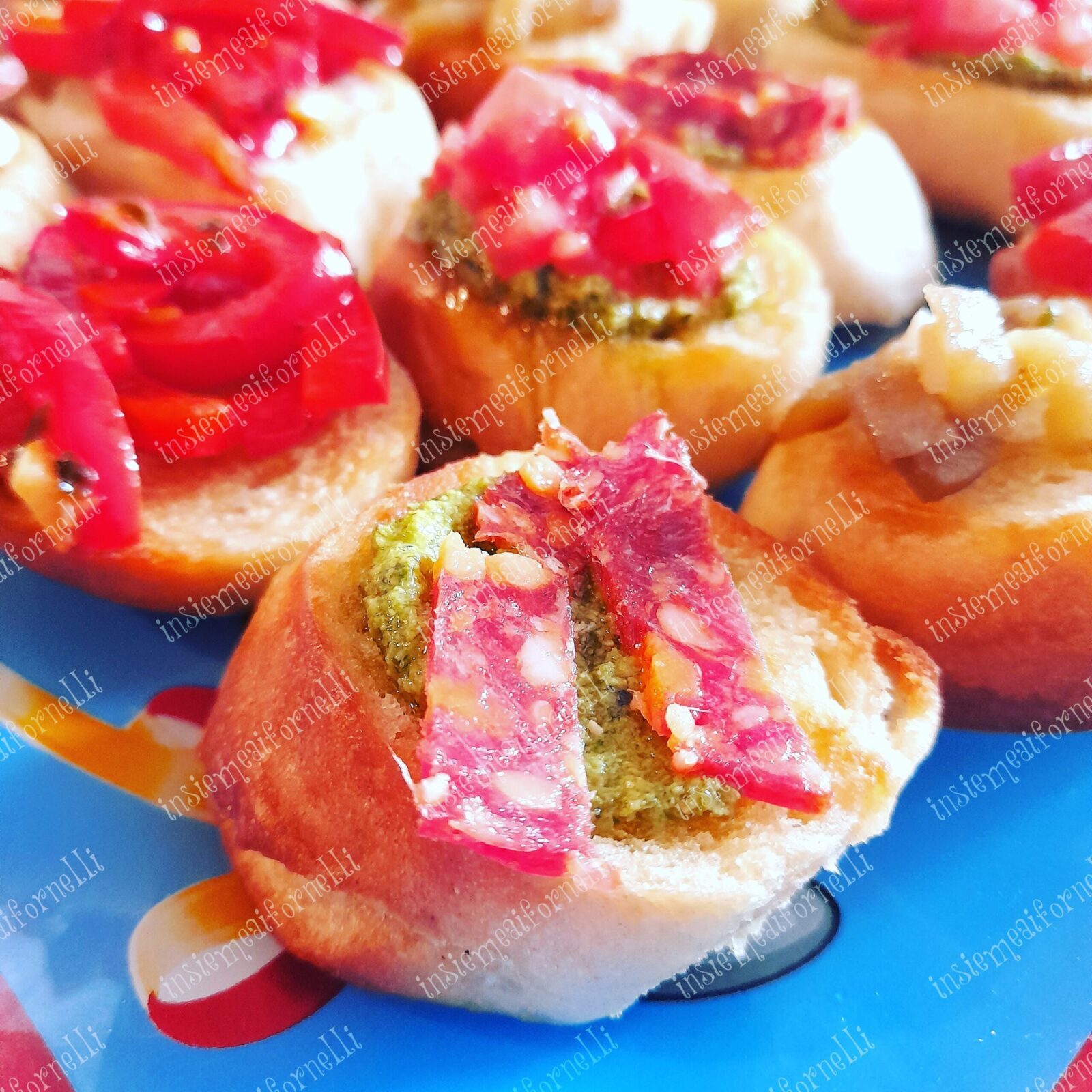 Al momento stai visualizzando Crostini per aperitivo