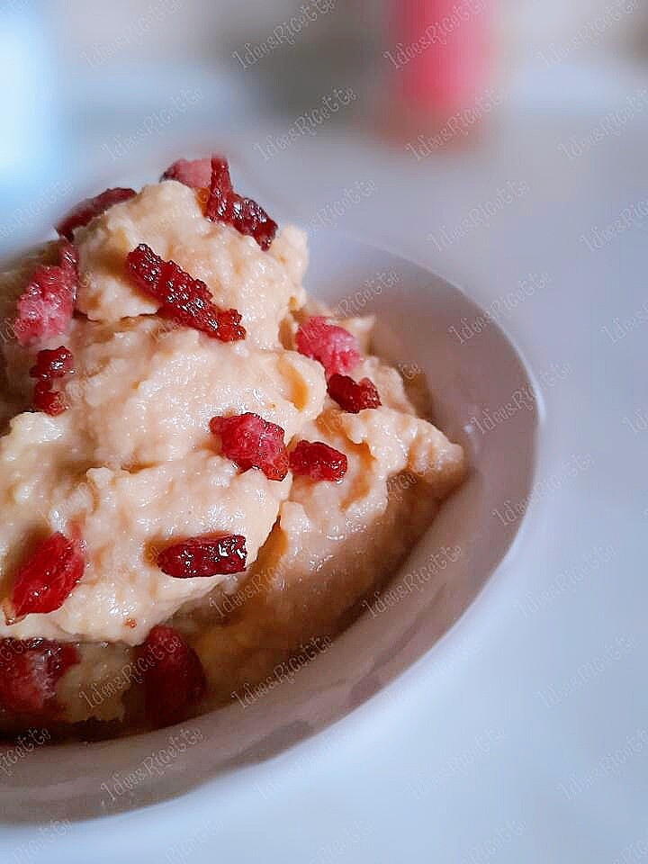 Scopri di più sull'articolo Hummus di ceci e pancetta croccante