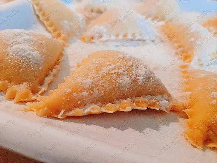 Scopri di più sull'articolo Ravioli di ricotta, funghi e melanzana