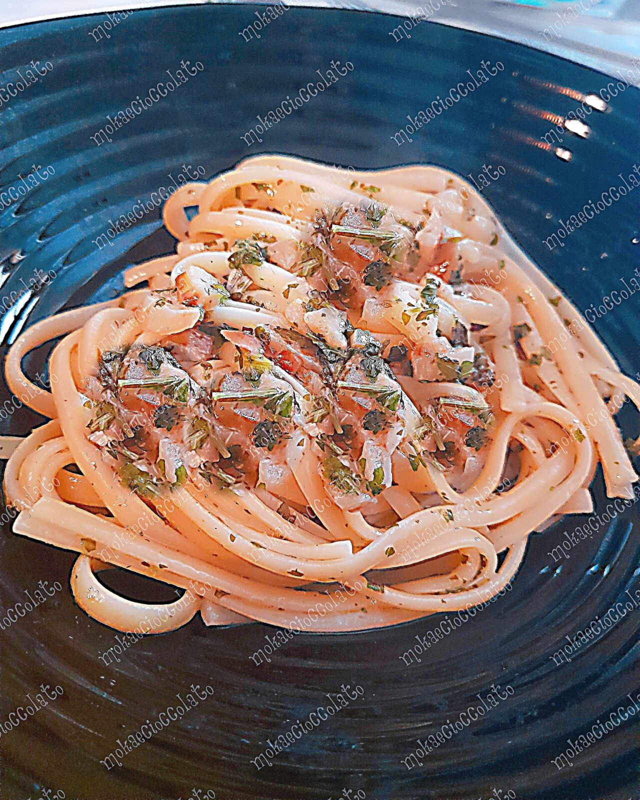 Al momento stai visualizzando Linguine Aglio E Olio – Ma Super Cremosa