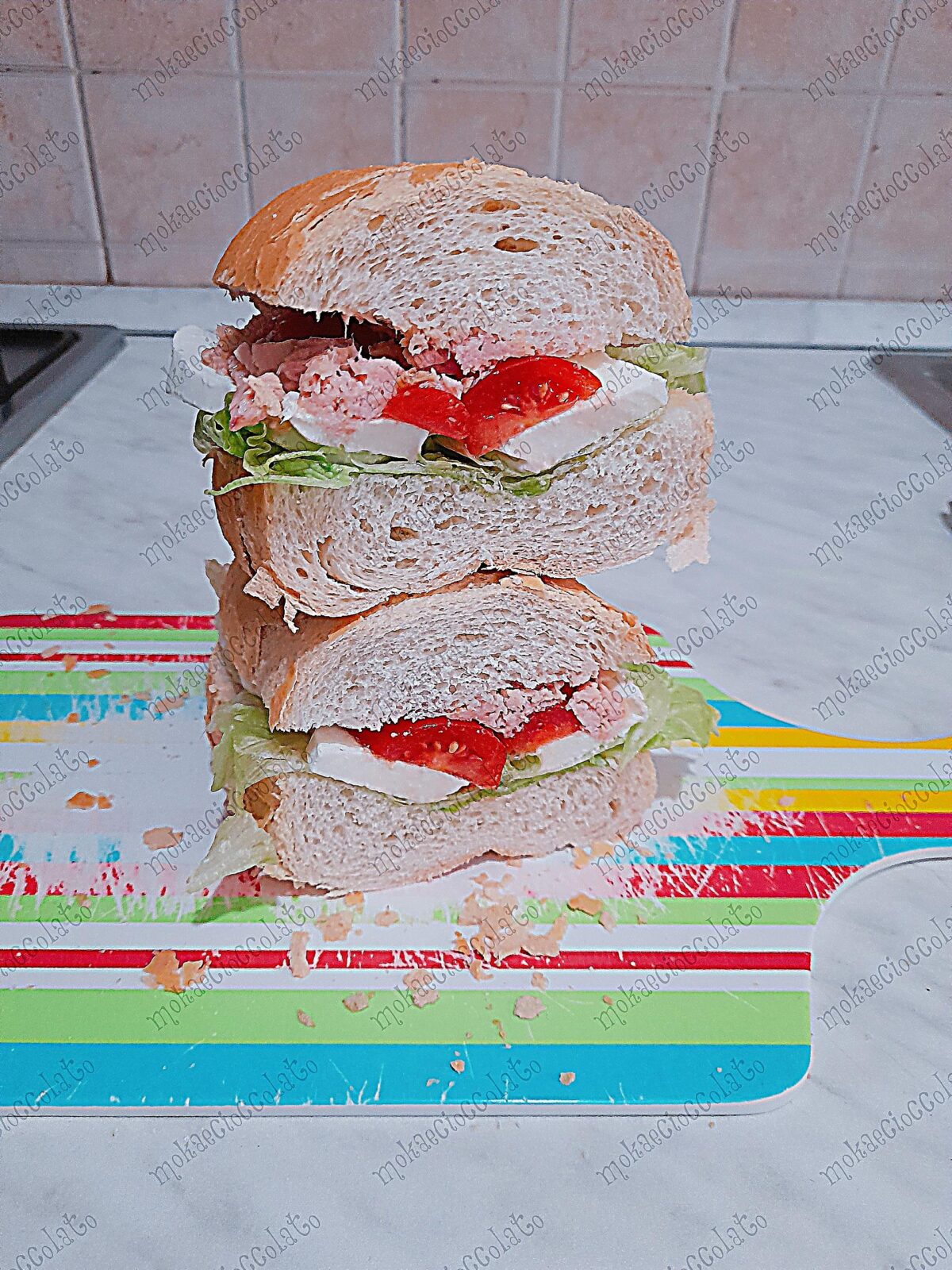 Al momento stai visualizzando Il Panino Dell’ Estate – Fresco E Ricco