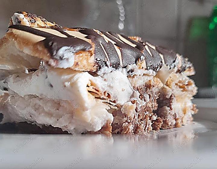 Al momento stai visualizzando Tiramisù Cheesecake Con Crunchy